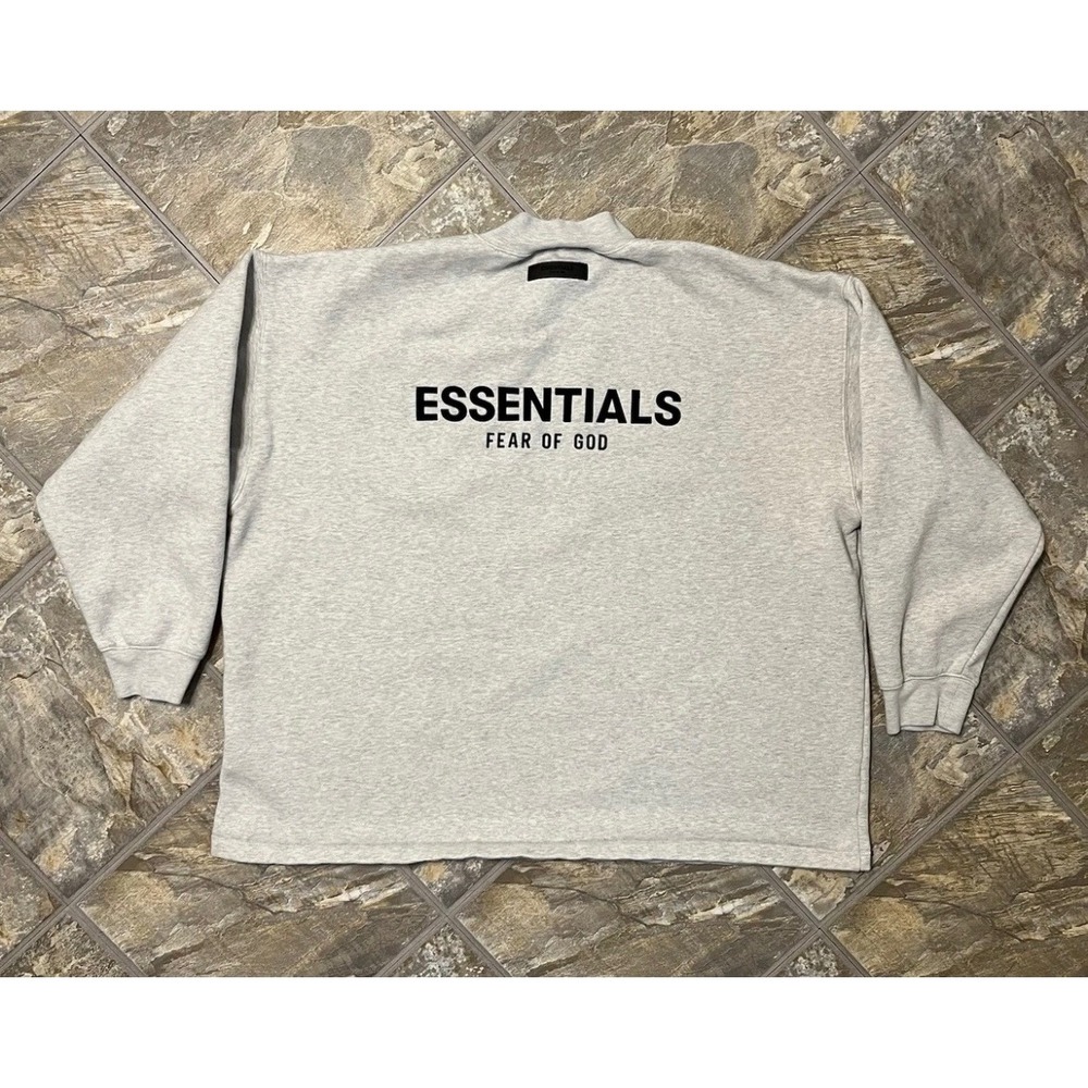 Fear of God Essentials Sweatshirt Mens XL Gray Mock Neck Logo Pullover